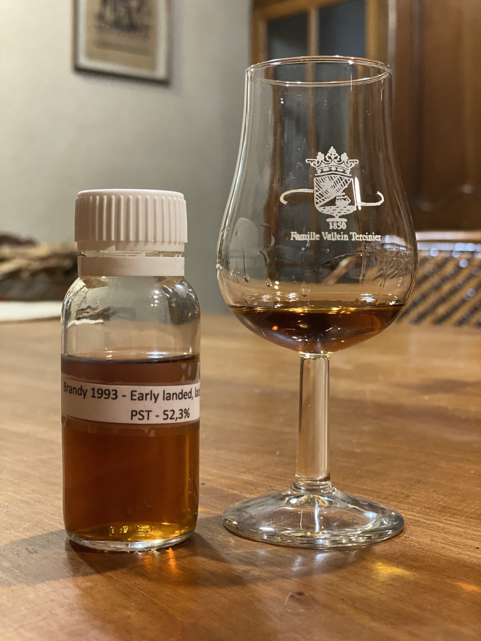 Thompson Bros Early Landed Brandy 1993 27yo 3